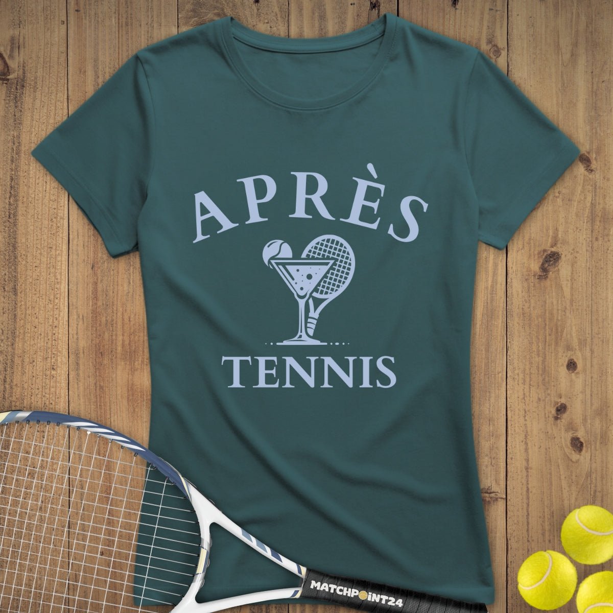 Apres Tennis Cocktail | Premium Damen T-Shirt - Matchpoint24 - Kleidung für Tennisfans