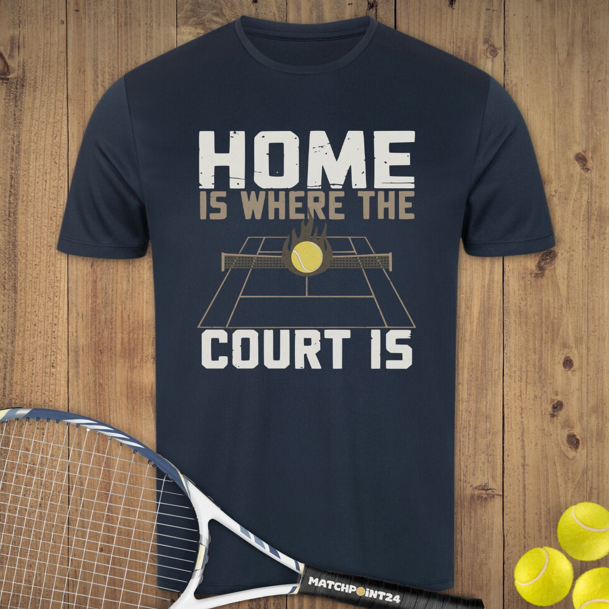 Where the court is | Herren Sport T-Shirt - Matchpoint24 - Kleidung für Tennisfans