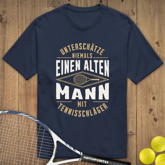 Alter Mann | Premium Herren T-Shirt - Matchpoint24 - Kleidung für Tennisfans