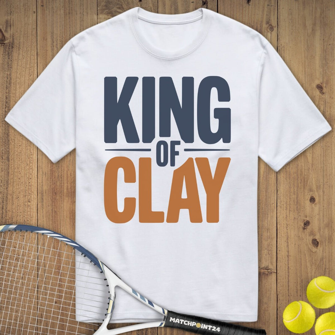 King of Clay | Premium Herren T-Shirt - Matchpoint24 - Kleidung für Tennisfans