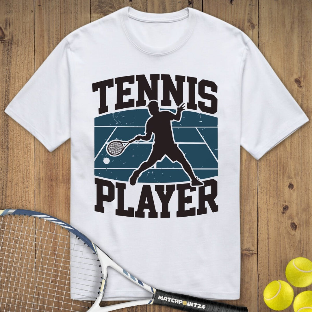 Tennis Player Platz | Premium Herren T-Shirt - Matchpoint24 - Kleidung für Tennisfans