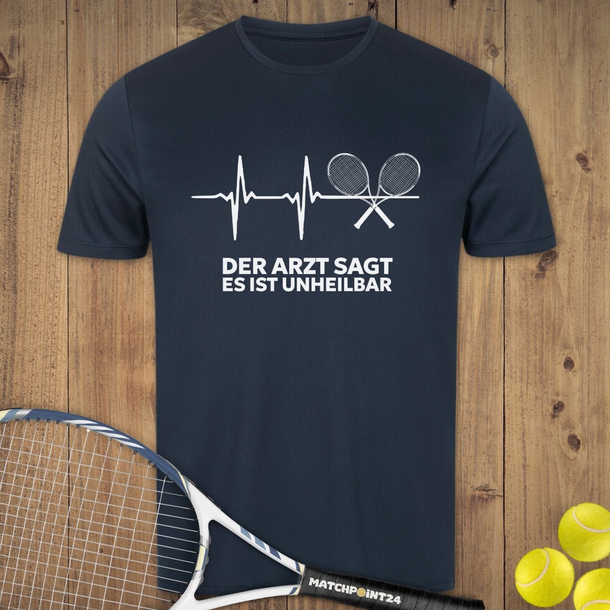 Unheilbar | Herren Sport T-Shirt - Matchpoint24 - Kleidung für Tennisfans