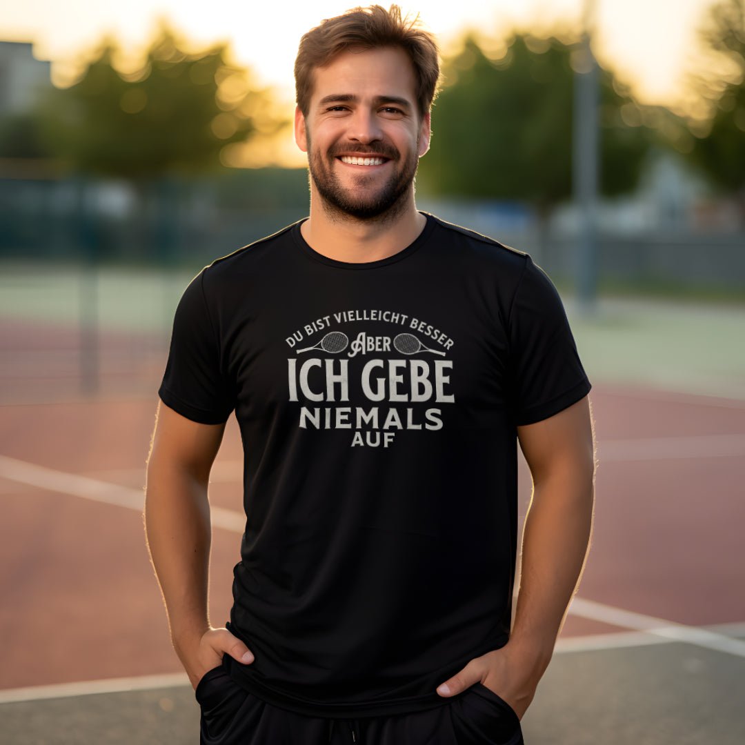 Niemals aufgeben | Herren Sport T-Shirt - Matchpoint24 - Kleidung für Tennisfans
